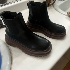 Chelsea Boots